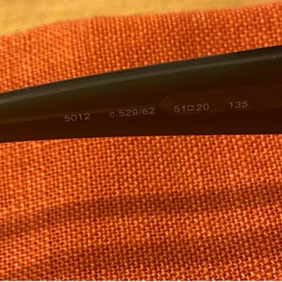 Chanel sunglasses - Picture 7 of 8